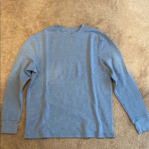 Long sleeve light blue sweatshirt